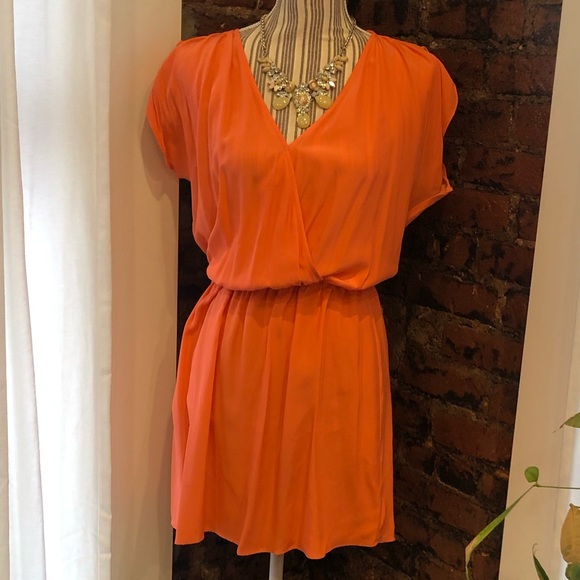 Parker Dresses & Skirts - Silk dress